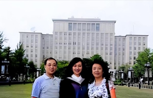 九游体育app(中国)官方网站        张琪在河北张家口怀来县职责的这几年-九游体育「NineGame Sports」官方网站 登录入口