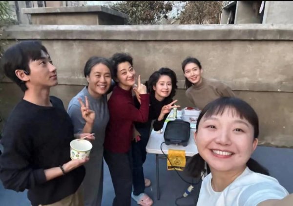 九游体育娱乐网那叫一个淆乱！《六姊妹》这部剧-九游体育「NineGame Sports」官方网站 登录入口